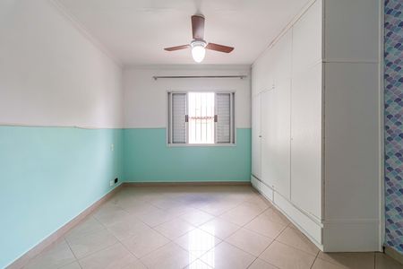Casa para alugar com 250m², 3 quartos e 2 vagas Casa para alugar com 250m², 3 quartos e 2 vagasQuarto 02