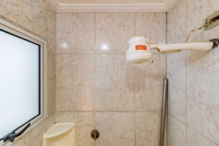 Casa para alugar com 250m², 3 quartos e 2 vagas Casa para alugar com 250m², 3 quartos e 2 vagasBanheiro social