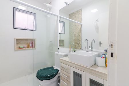 Casa à venda com 200m², 4 quartos e 2 vagasBanheiro Social