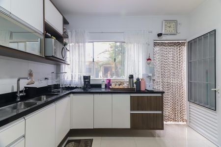 Casa à venda com 200m², 4 quartos e 2 vagasCozinha