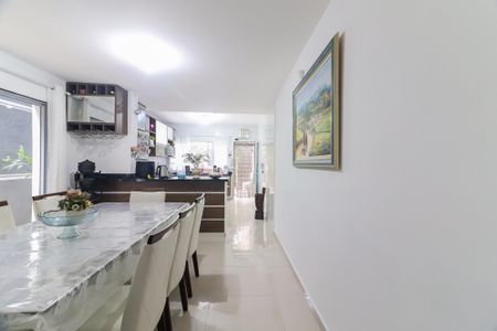 Casa à venda com 200m², 4 quartos e 2 vagasSala de Jantar