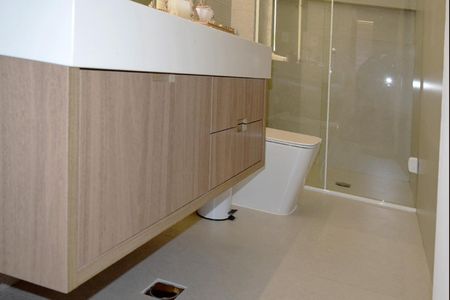 Apartamento à venda com 158m², 3 quartos e 1 vagaBanheiro