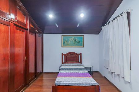 Casa à venda com 236m², 4 quartos e 5 vagasSuite 02