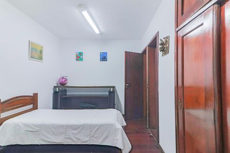 Casa à venda com 236m², 4 quartos e 5 vagasSuite 02