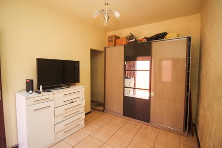 Casa à venda com 146m², 4 quartos e 2 vagasSala 2