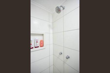 Apartamento à venda com 69m², 3 quartos e 2 vagasChuveiro do Banheiro