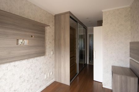 Casa de condomínio à venda com 180m², 3 quartos e 2 vagas Casa de condomínio à venda com 180m², 3 quartos e 2 vagasSuíte