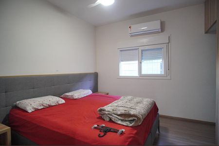 Casa à venda com 300m², 3 quartos e 2 vagasSuíte