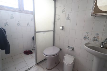 Casa à venda com 650m², 4 quartos e 2 vagasBanheiro 3