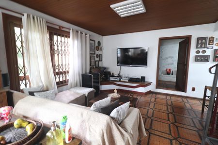 Casa à venda com 650m², 4 quartos e 2 vagasSala 3