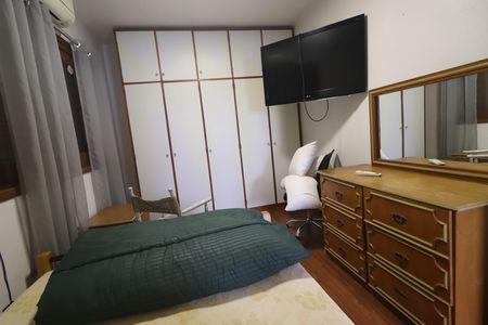 Casa à venda com 650m², 4 quartos e 2 vagasQuarto 4