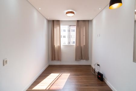 Apartamento para alugar com 42m², 2 quartos e sem vaga Apartamento para alugar com 42m², 2 quartos e sem vagaSala