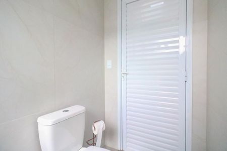 Casa à venda com 200m², 3 quartos e 4 vagasBanheiro da Área Gourmet