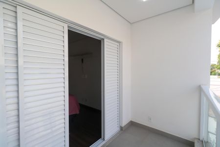 Casa à venda com 200m², 3 quartos e 4 vagasVaranda da Suíte 1