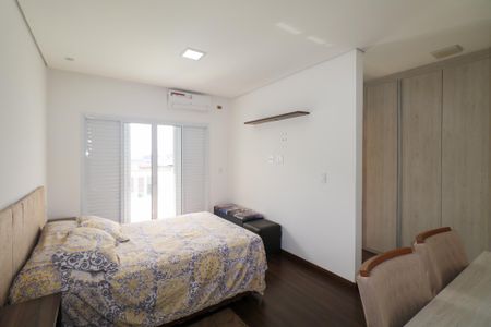 Casa à venda com 200m², 3 quartos e 4 vagasSuíte 3