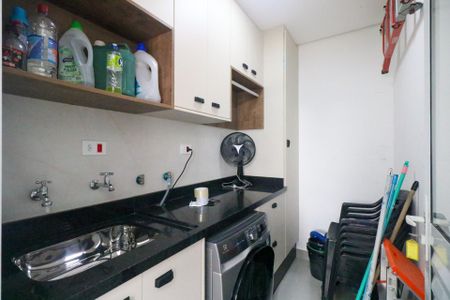 Casa à venda com 200m², 3 quartos e 4 vagasÁrea de Serviço