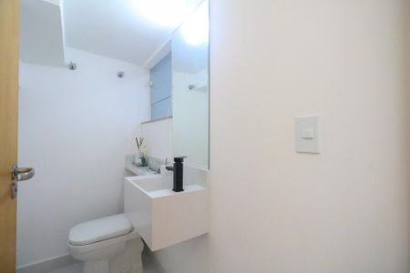 Casa à venda com 200m², 3 quartos e 4 vagasLavabo