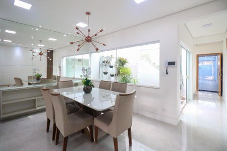 Casa à venda com 200m², 3 quartos e 4 vagasSala de Jantar