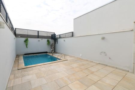 Casa à venda com 200m², 3 quartos e 4 vagasPiscina