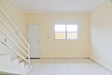Casa de condomínio para alugar com 100m², 2 quartos e 1 vaga Casa de condomínio para alugar com 100m², 2 quartos e 1 vagaSala