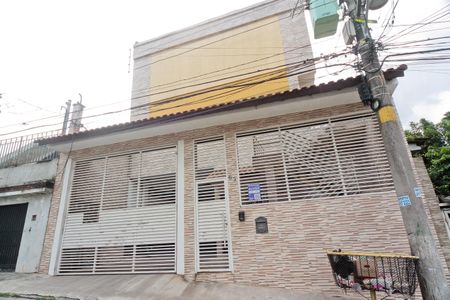 Casa de condomínio para alugar com 100m², 2 quartos e 1 vaga Casa de condomínio para alugar com 100m², 2 quartos e 1 vagaFachada e placa
