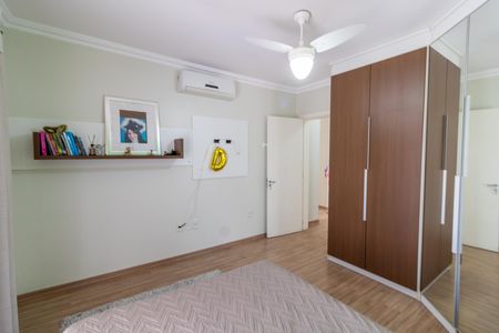 Casa de condomínio à venda com 400m², 3 quartos e 4 vagasQuarto 1