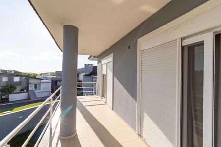 Casa de condomínio à venda com 400m², 3 quartos e 4 vagasSacada