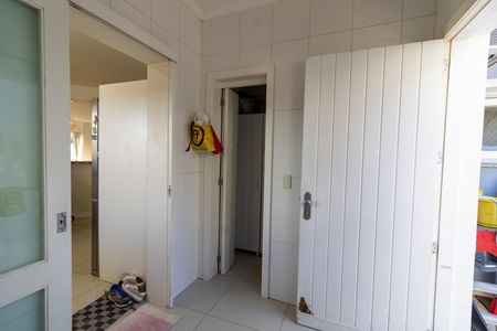 Casa de condomínio à venda com 400m², 3 quartos e 4 vagasÁrea de Serviço