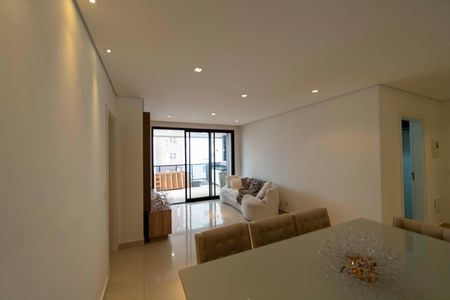 Apartamento para alugar com 112m², 3 quartos e 2 vagasSala