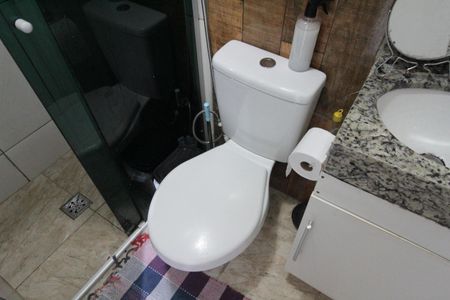 Casa de condomínio à venda com 60m², 2 quartos e 1 vagaBanheiro Social