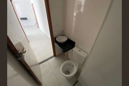 Apartamento para alugar com 37m², 2 quartos e sem vagaBanheiro