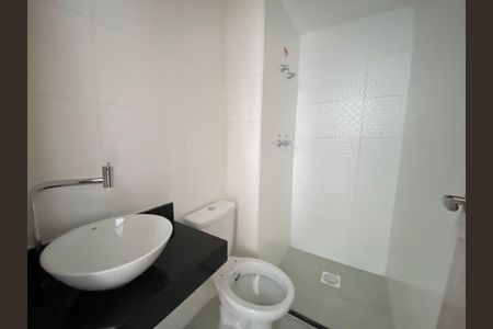 Apartamento para alugar com 37m², 2 quartos e sem vagaBanheiro