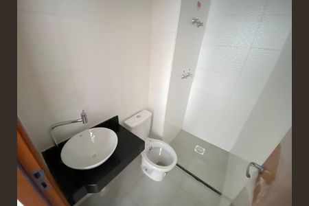 Apartamento para alugar com 37m², 2 quartos e sem vagaBanheiro