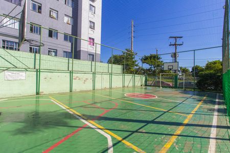 Apartamento à venda com 95m², 4 quartos e 1 vaga Apartamento à venda com 95m², 4 quartos e 1 vagaÁrea comum - Quadra poliesportiva