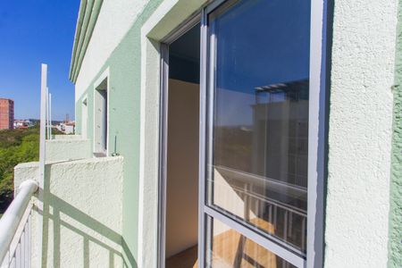 Apartamento à venda com 95m², 4 quartos e 1 vaga Apartamento à venda com 95m², 4 quartos e 1 vagaVaranda da Sala