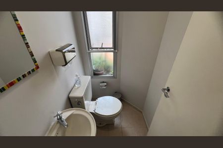 Apartamento para alugar com 120m², 3 quartos e 2 vagasLavabo