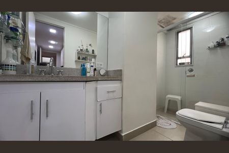 Apartamento para alugar com 120m², 3 quartos e 2 vagasBanheiro da Suíte
