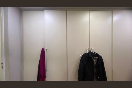 Apartamento para alugar com 120m², 3 quartos e 2 vagasCloset da suíte