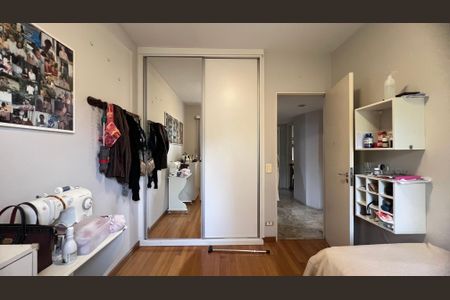 Apartamento para alugar com 120m², 3 quartos e 2 vagasQuarto 2