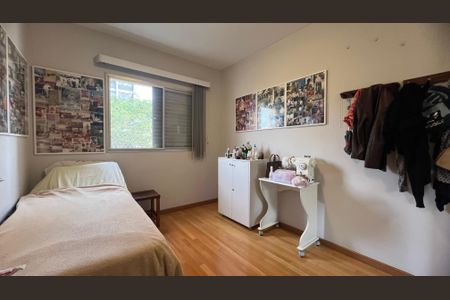 Apartamento para alugar com 120m², 3 quartos e 2 vagasQuarto 2