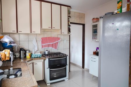 Casa à venda com 195m², 3 quartos e 2 vagasCozinha