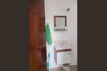 Casa à venda com 195m², 3 quartos e 2 vagasBanheiro de Serviço