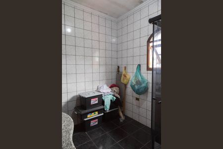 Casa à venda com 195m², 3 quartos e 2 vagasBanheiro