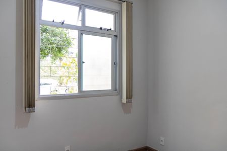 Apartamento à venda com 60m², 3 quartos e 1 vagaQuarto 2