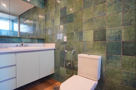 Apartamento à venda com 201m², 2 quartos e 1 vagaBanheiro da Suíte