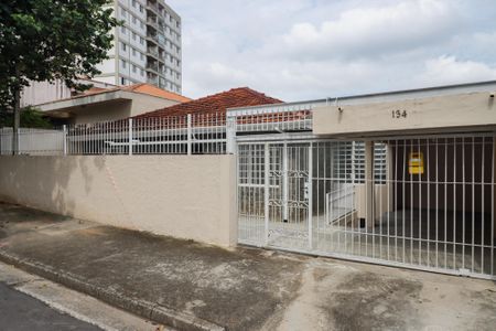 Casa para alugar com 200m², 4 quartos e 1 vagaFachada