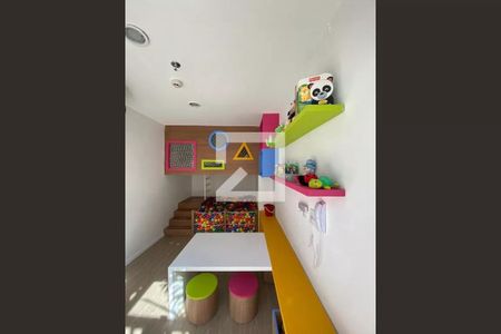 Apartamento à venda com 34m², 1 quarto e sem vaga Apartamento à venda com 34m², 1 quarto e sem vagaBrinquedoteca