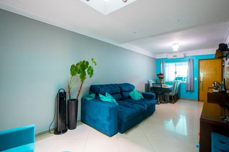 Casa à venda com 150m², 3 quartos e 3 vagasSala