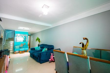 Casa à venda com 150m², 3 quartos e 3 vagasSala