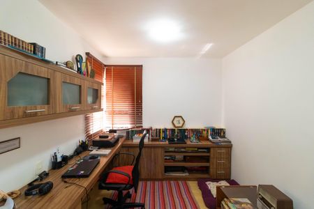 Apartamento à venda com 110m², 3 quartos e sem vagaEscritório